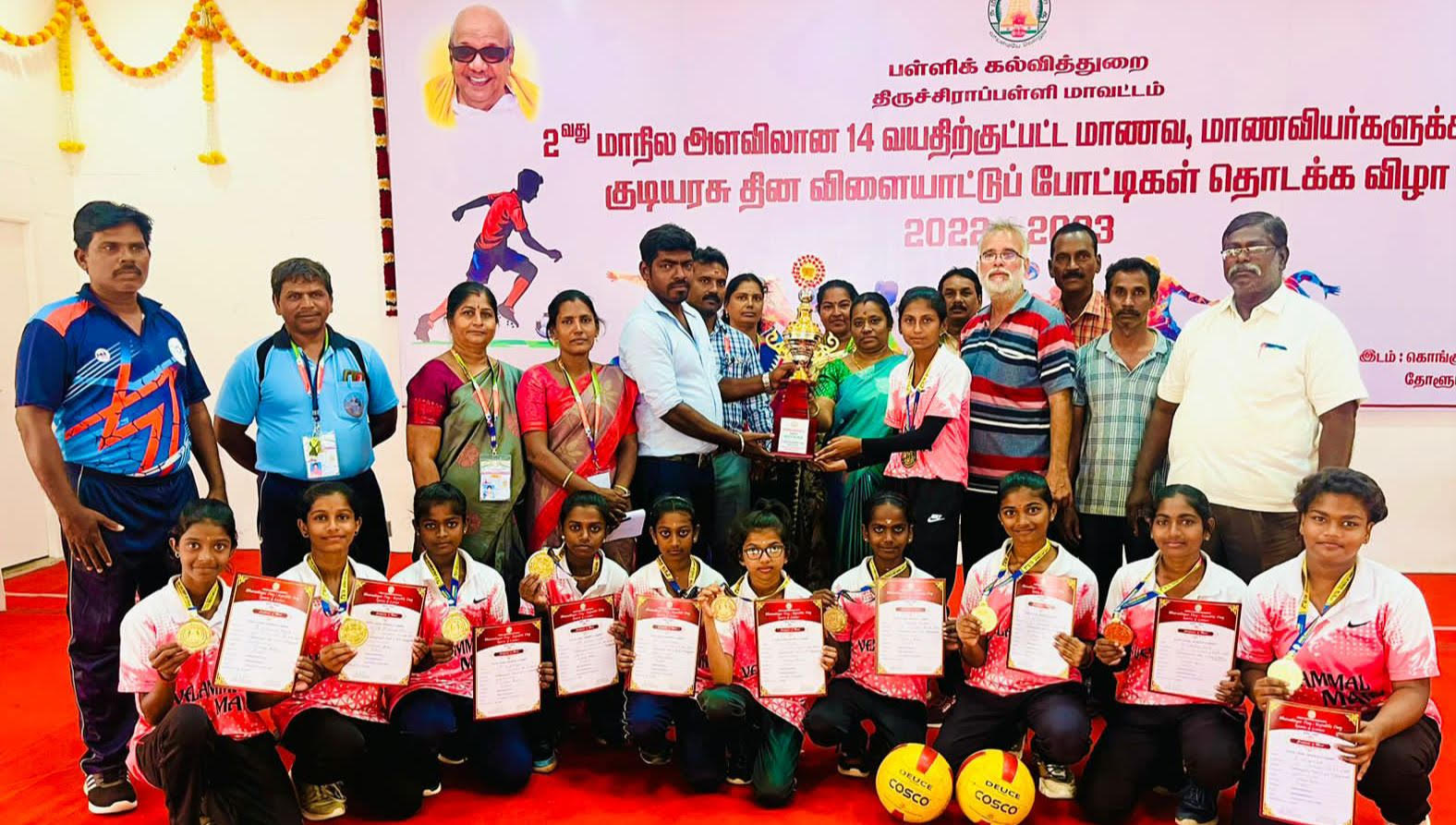 Throwball girls team receives Gold medals
