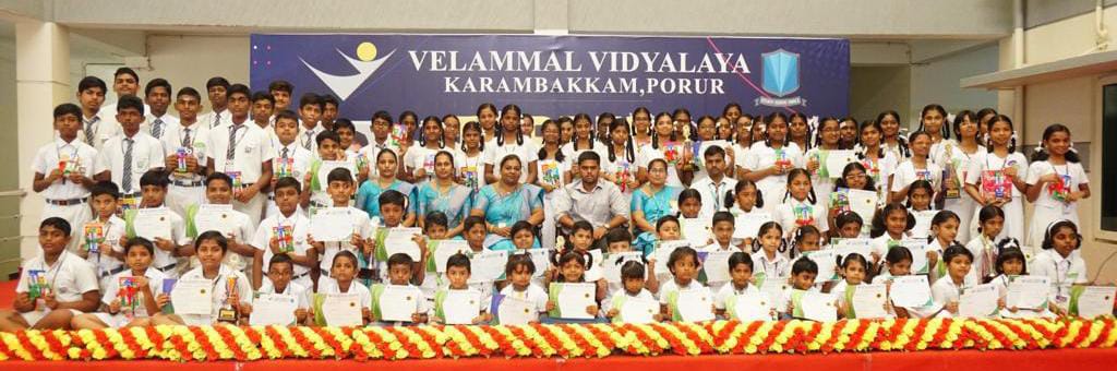 Toppers Felicitated at Velammal Vidyalaya